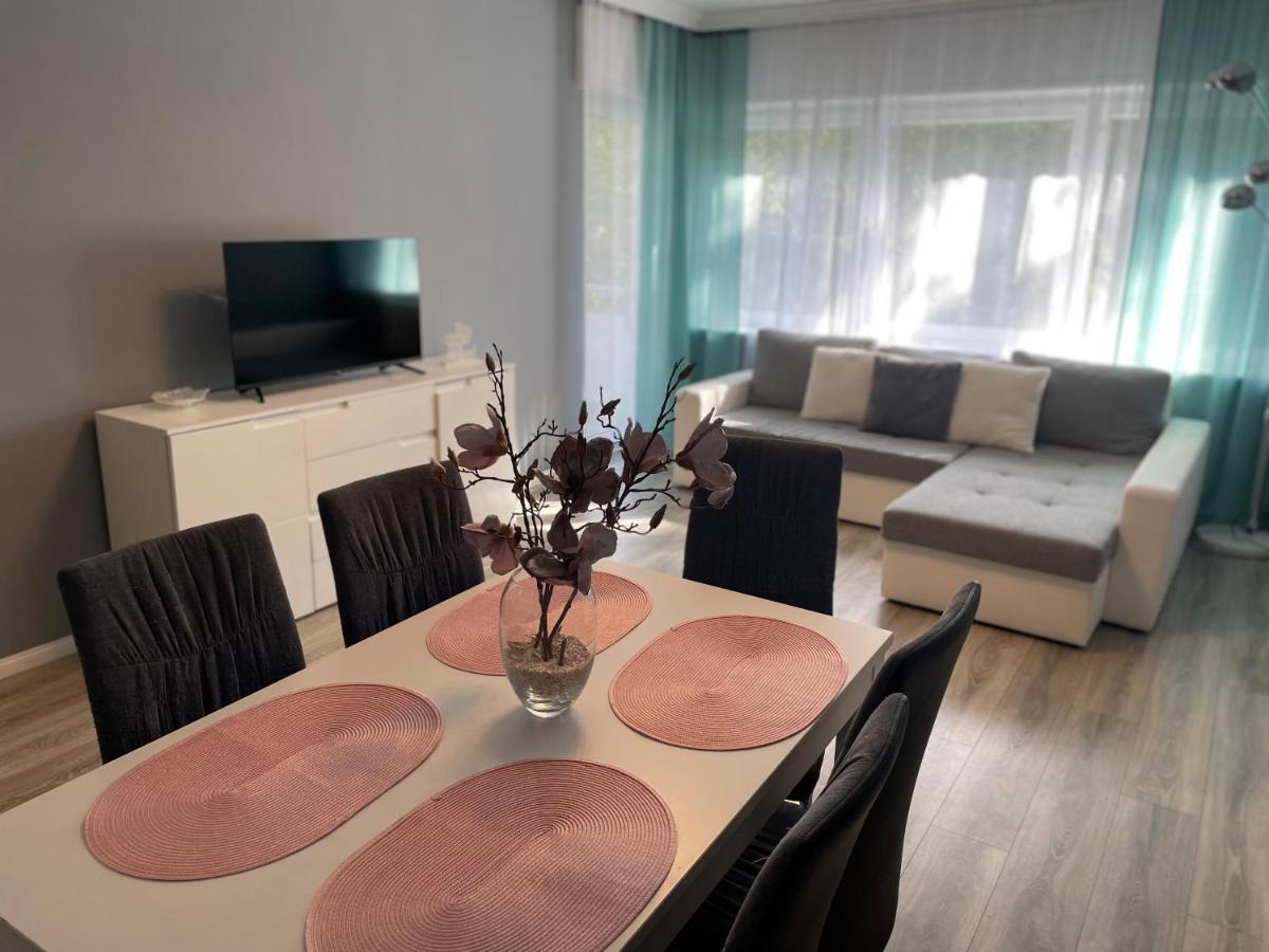 Family Apartment Karlsruhe Esterno foto