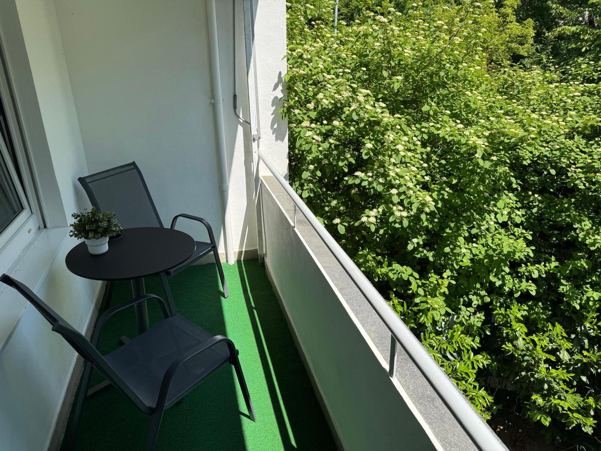 Family Apartment Karlsruhe Esterno foto
